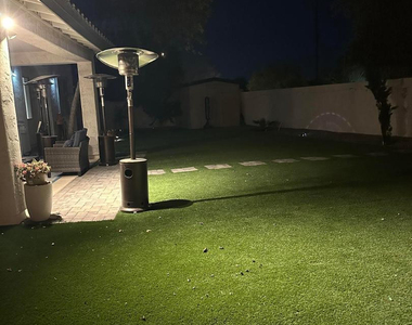 6424 N Florence Avenue - Photo Thumbnail 12