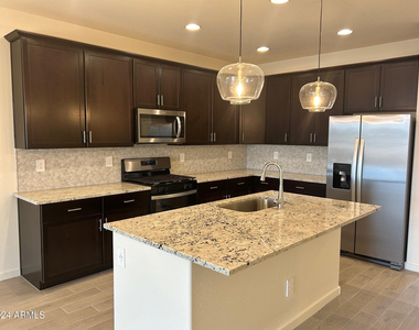 20520 N Candlelight Road - Photo Thumbnail 2