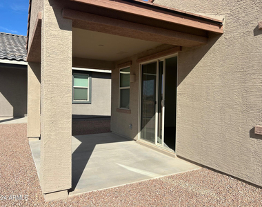 20520 N Candlelight Road - Photo Thumbnail 16