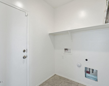 1139 W Sand Canyon Court - Photo Thumbnail 6
