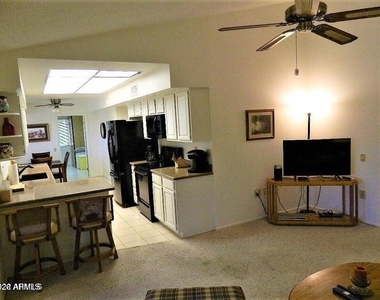 12635 W Foxfire Drive - Photo Thumbnail 2