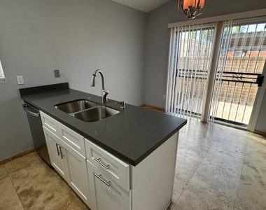 117 W Concorda Drive - Photo Thumbnail 27