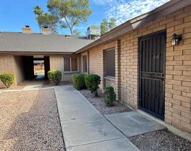 117 W Concorda Drive - Photo Thumbnail 28