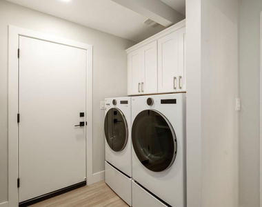 8656 E Solano Drive - Photo Thumbnail 18