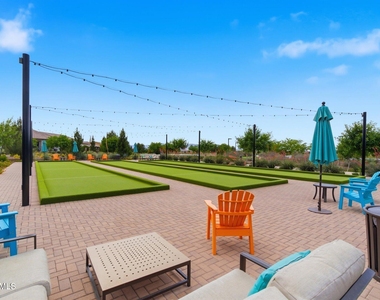 17211 W Whispering Wind Road - Photo Thumbnail 29