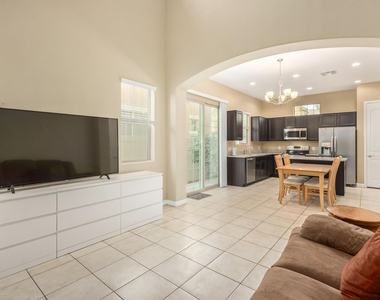 1367 S Country Club Drive - Photo Thumbnail 5
