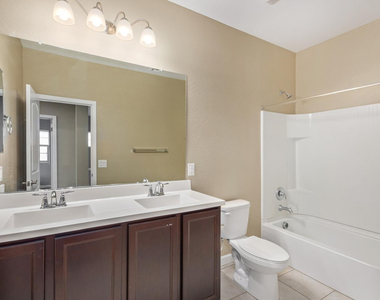 1367 S Country Club Drive - Photo Thumbnail 26