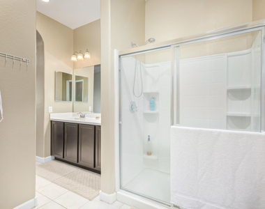 1367 S Country Club Drive - Photo Thumbnail 14