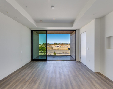 6587 N Palmeraie Boulevard - Photo Thumbnail 22