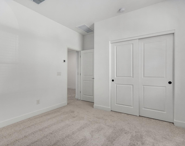 14807 W Soft Wind Drive - Photo Thumbnail 18