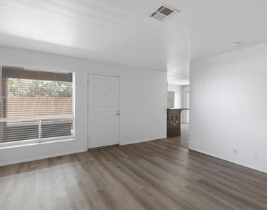 20235 N 3rd Drive - Photo Thumbnail 1