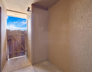 20235 N 3rd Drive - Photo Thumbnail 28