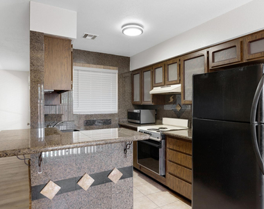 20235 N 3rd Drive - Photo Thumbnail 30
