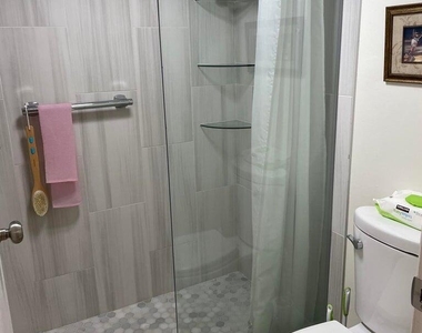 4610 N 68th Street - Photo Thumbnail 13