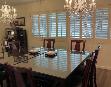 4610 N 68th Street - Photo Thumbnail 4