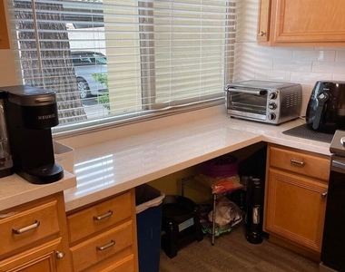 4610 N 68th Street - Photo Thumbnail 2
