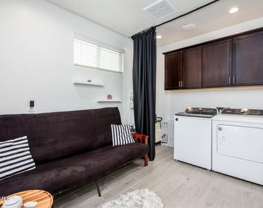 41885 W Celebration Lane - Photo Thumbnail 15