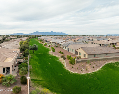 41885 W Celebration Lane - Photo Thumbnail 4