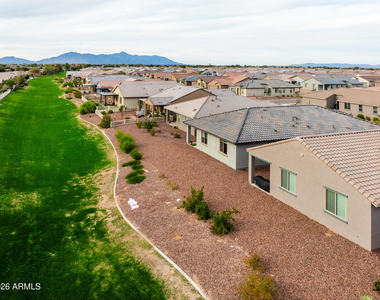 41885 W Celebration Lane - Photo Thumbnail 3