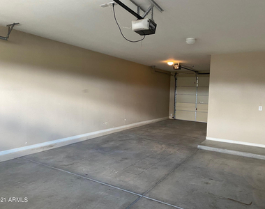 33175 N Slate Creek - Photo Thumbnail 21