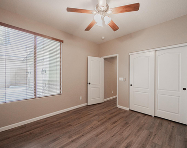 6539 W Jomax Road - Photo Thumbnail 27