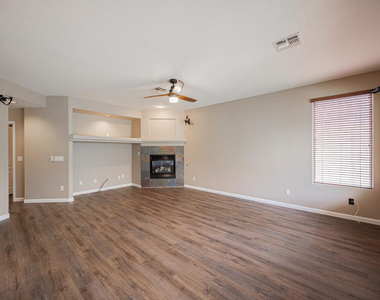 6539 W Jomax Road - Photo Thumbnail 8