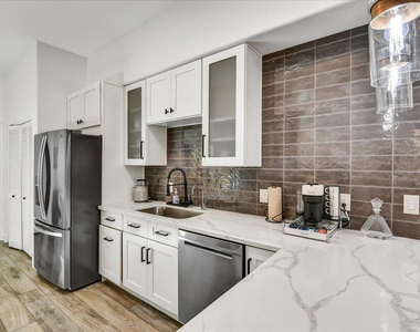 4830 N 65th Street - Photo Thumbnail 15