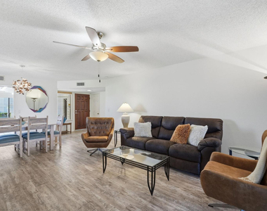 650 S Arrowwood Way - Photo Thumbnail 3