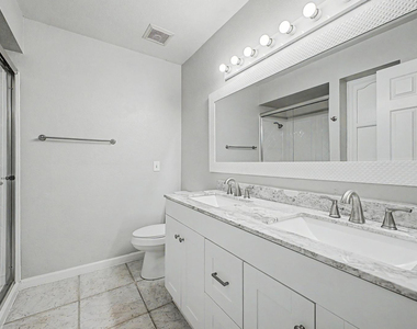 170 E Guadalupe Road - Photo Thumbnail 20