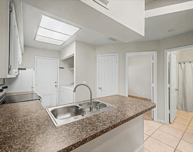 170 E Guadalupe Road - Photo Thumbnail 14