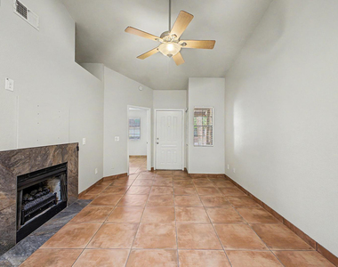 170 E Guadalupe Road - Photo Thumbnail 9