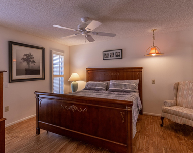 10638 W Sequoia Drive - Photo Thumbnail 11