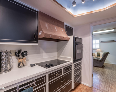10638 W Sequoia Drive - Photo Thumbnail 2