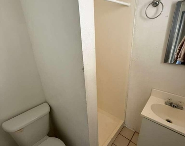 834 E 5th Street - Photo Thumbnail 16