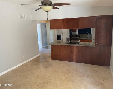 1609 E Gaylon Drive - Photo Thumbnail 4