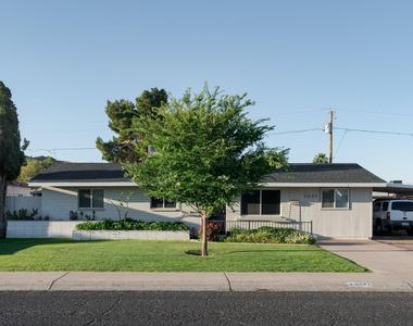 2237 E Hillery Drive - Photo Thumbnail 21