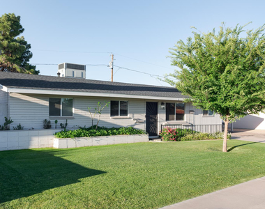2237 E Hillery Drive - Photo Thumbnail 4