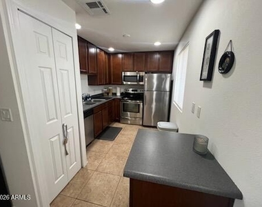 4354 N 82nd Street - Photo Thumbnail 8