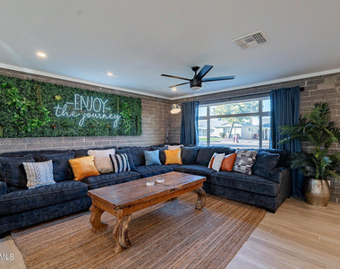 7535 E Princeton Avenue - Photo Thumbnail 3