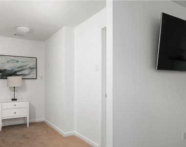 8620 E San Miguel Avenue - Photo Thumbnail 23