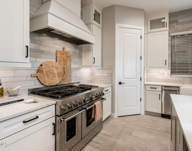 6615 E Libby Street - Photo Thumbnail 10