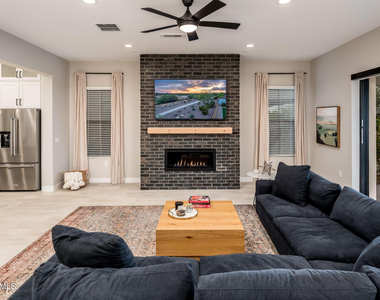 6615 E Libby Street - Photo Thumbnail 22