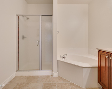 5450 E Deer Valley Drive - Photo Thumbnail 19