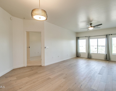 5450 E Deer Valley Drive - Photo Thumbnail 5