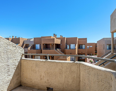 11640 N 51st Avenue - Photo Thumbnail 27