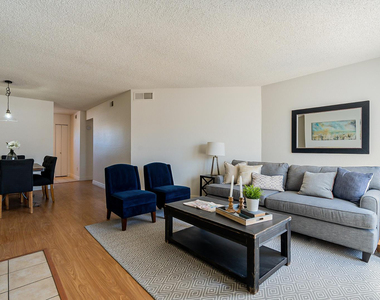 11640 N 51st Avenue - Photo Thumbnail 6