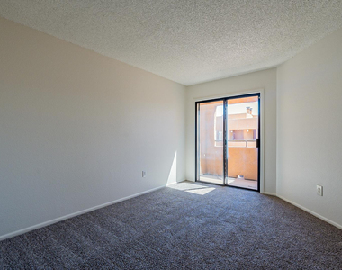 11640 N 51st Avenue - Photo Thumbnail 19