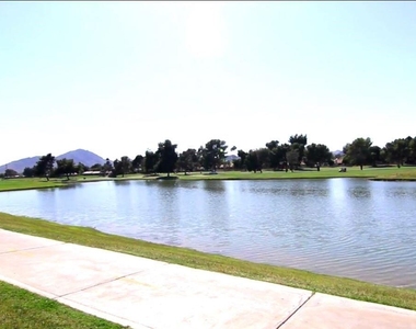 8242 E Via De La Escuela Lane - Photo Thumbnail 29