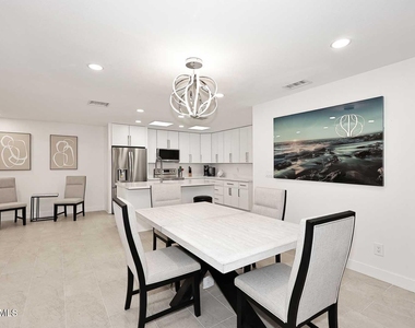 8242 E Via De La Escuela Lane - Photo Thumbnail 2