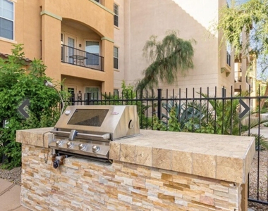 14575 W Mountain View Boulevard W - Photo Thumbnail 10